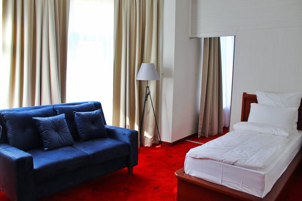 Фото Hotel Sahat