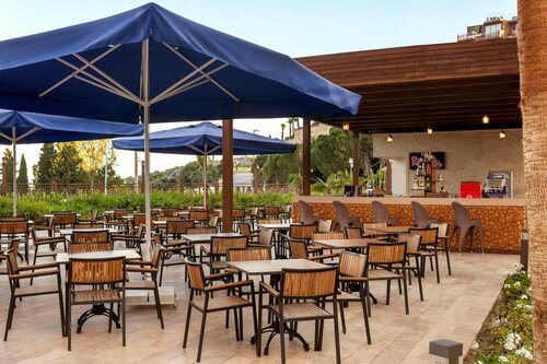 Гостиница Ramada Resort Kusadasi & Golf в Сельчуке