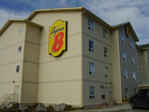 Гостиница Super 8 by Wyndham Yellowknife в Йеллоунайф