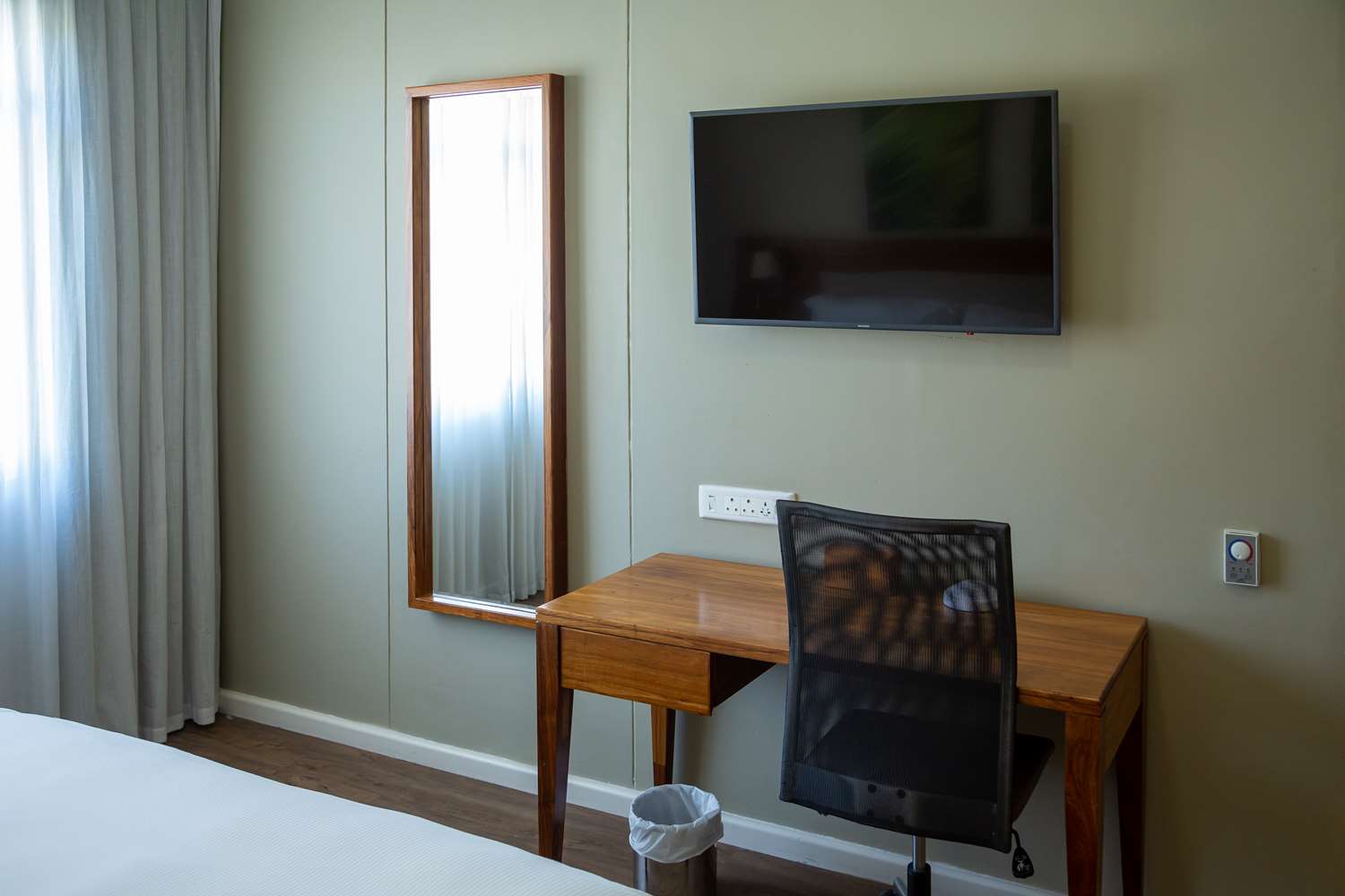 Фото DoubleTree by Hilton Cape Town - Upper Eastside