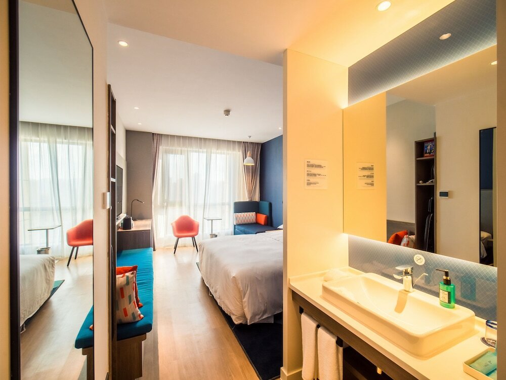 Фото Holiday Inn Express Kunming West, an Ihg Hotel