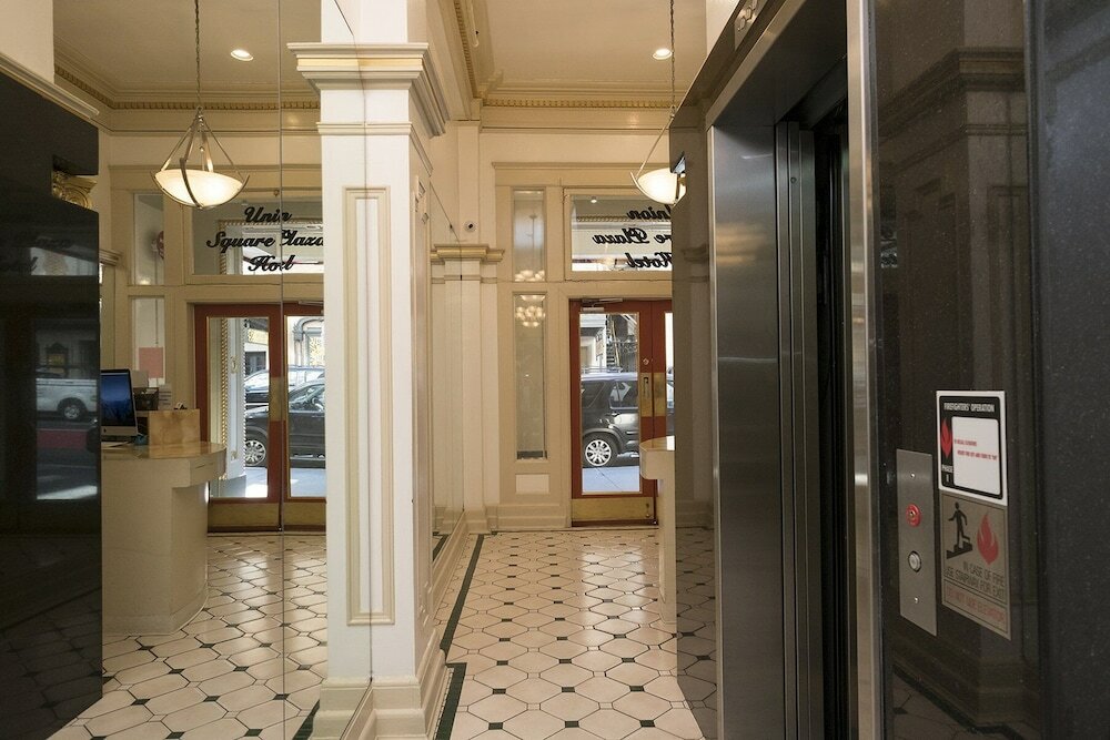 Фото Union Square Plaza Hotel