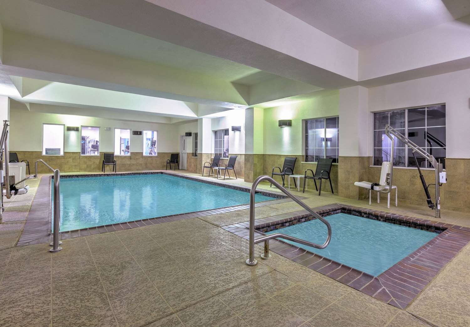 Фото La Quinta Inn & Suites by Wyndham Fort Worth Ne Mall