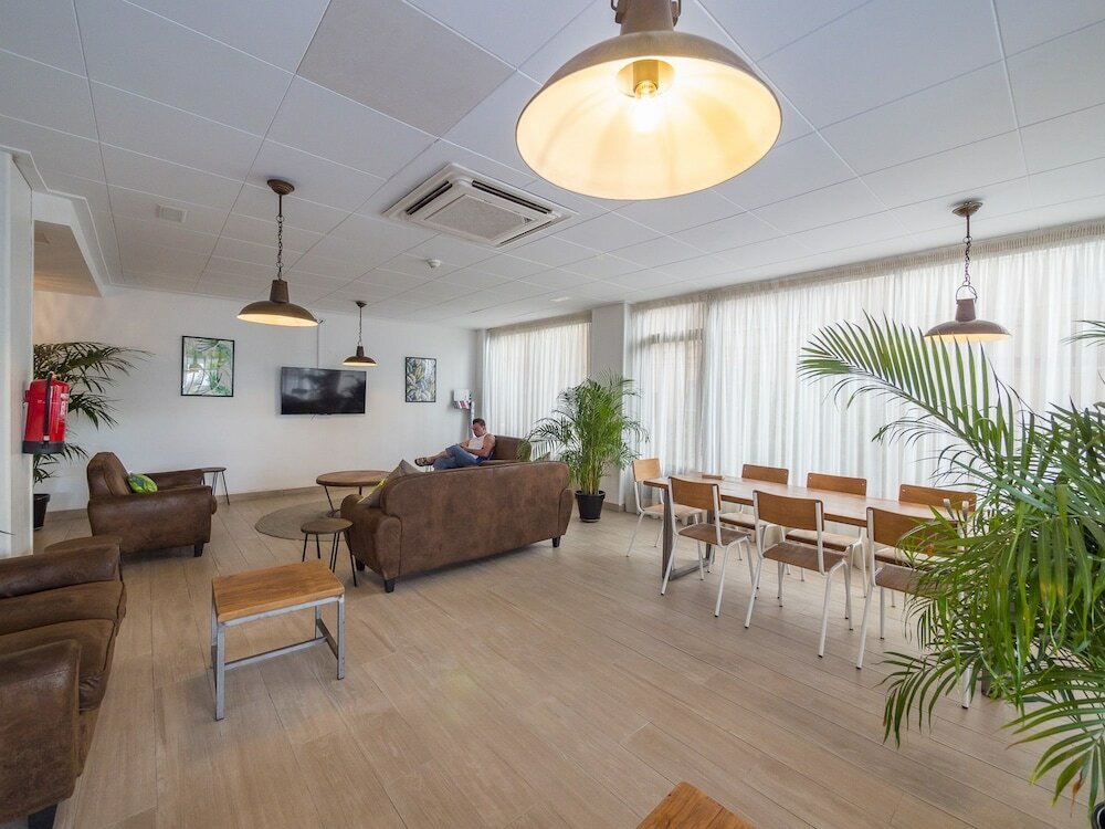 Фото  Checkin Garbí 