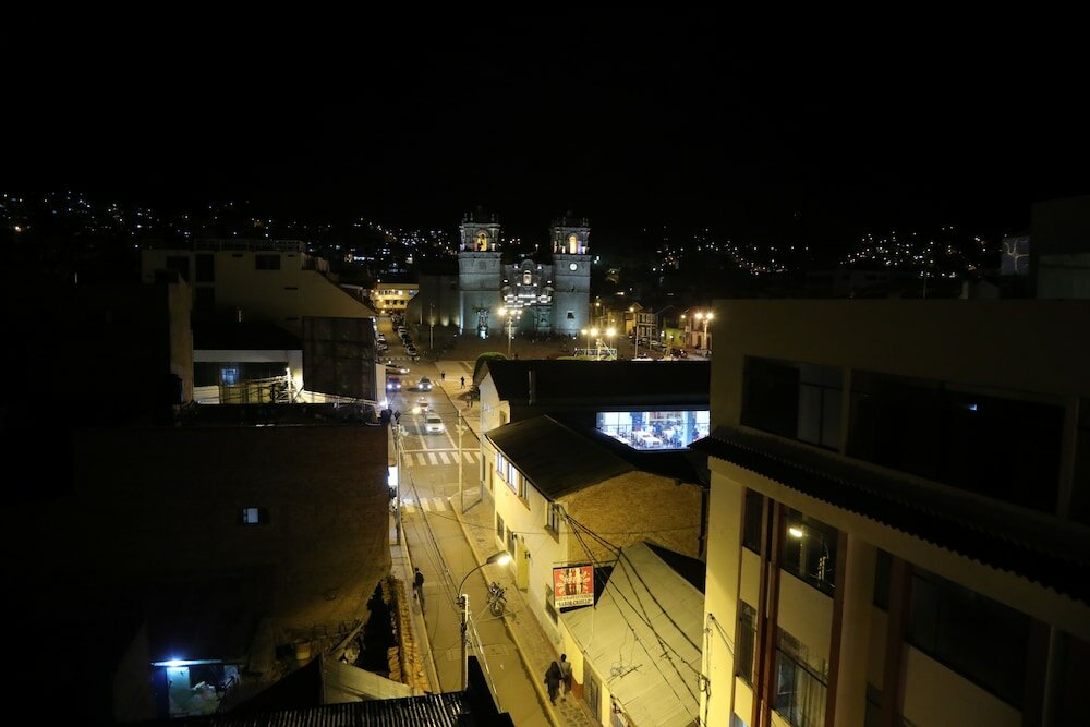 Фото Sol Plaza Hotel