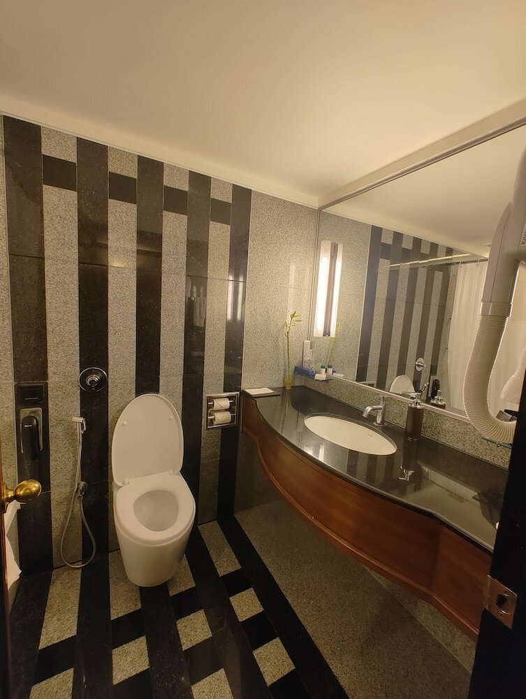 Фото Hotel Marine Plaza Mumbai