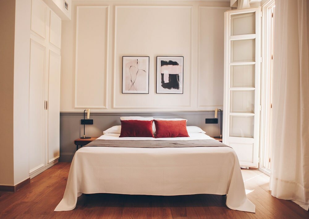 Фото Alcazaba Premium Hostel