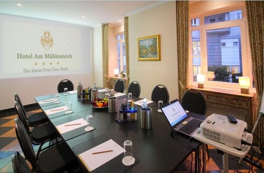 Фото Hotel am Mühlenteich