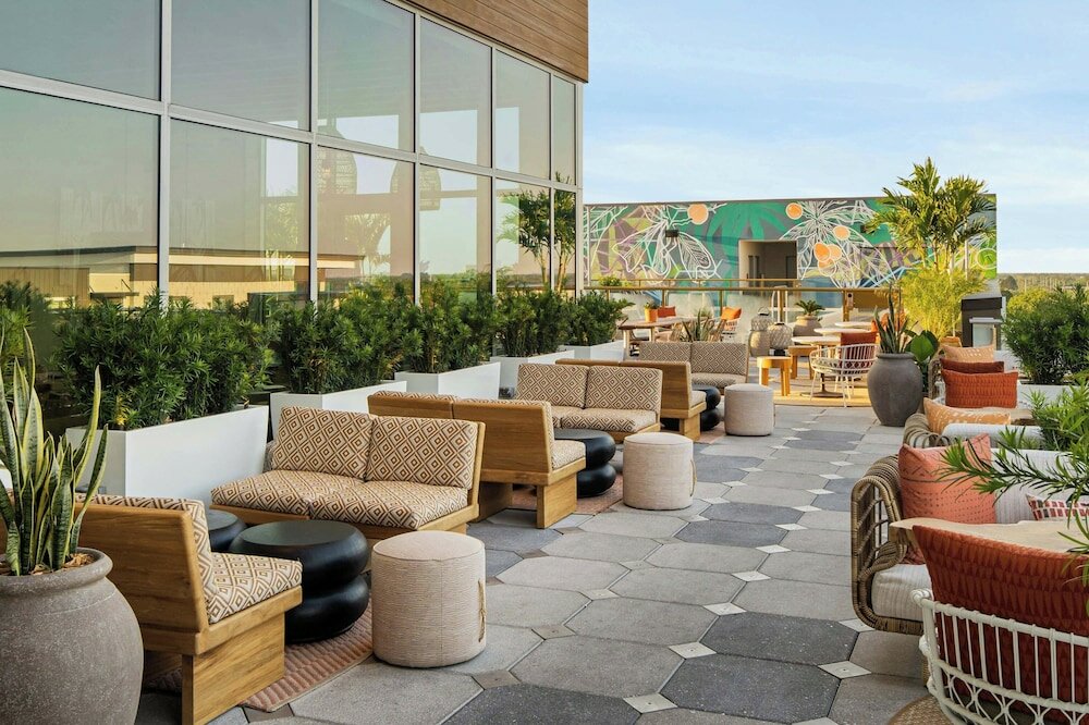 Фото Element Tampa Midtown