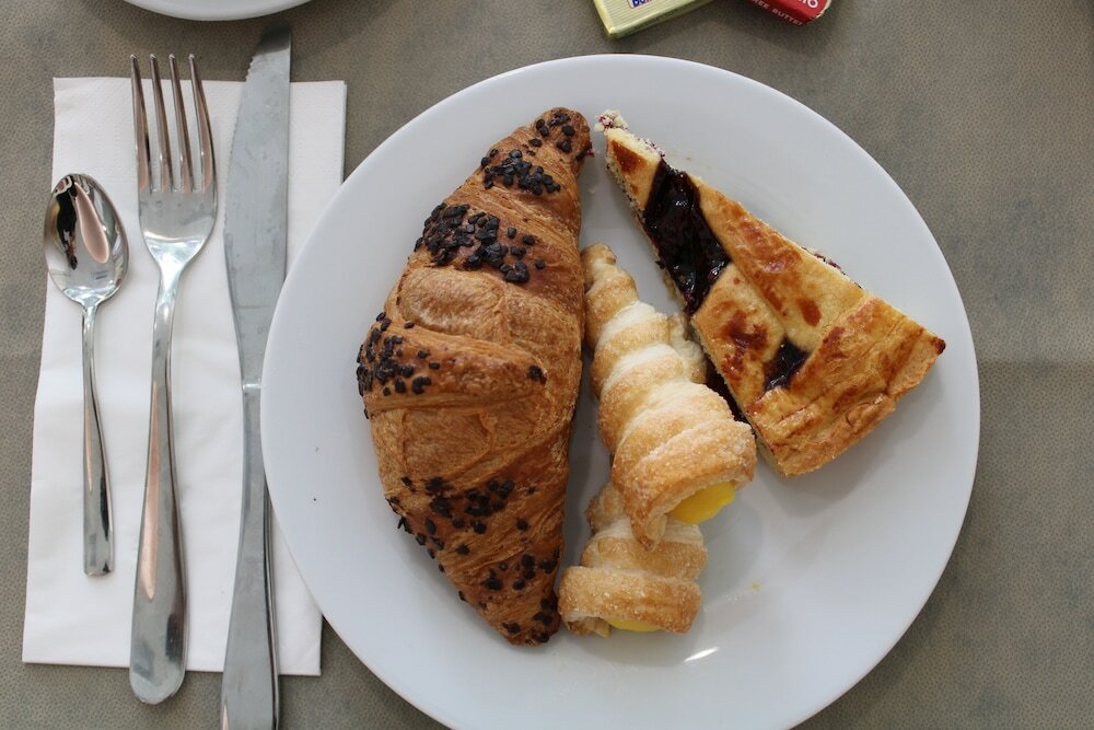 Фото Hotel Royal Plaza