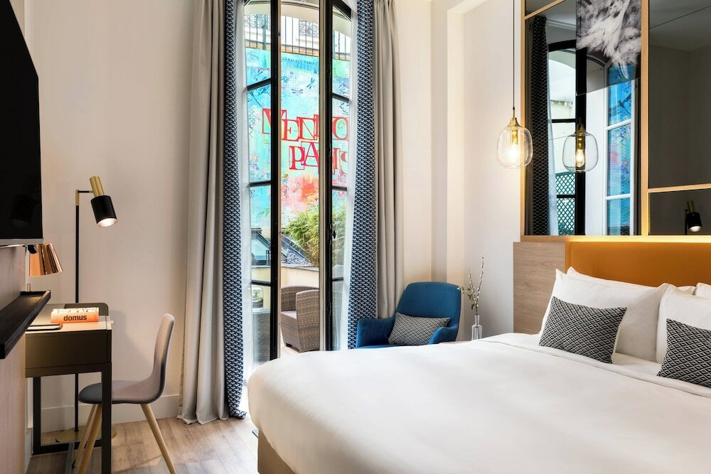 Фото Renaissance Paris Vendome Hotel