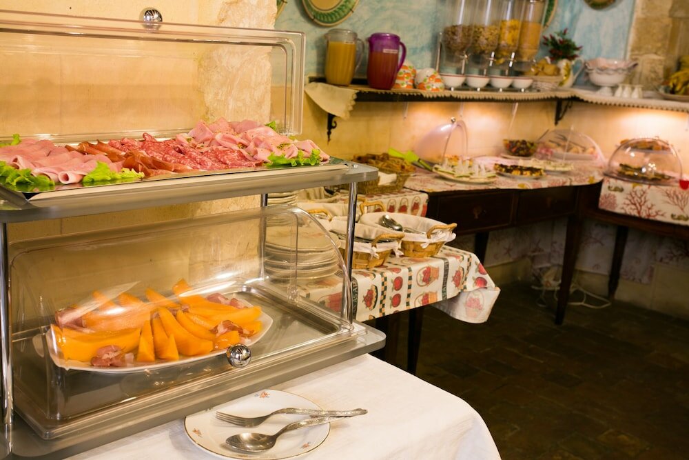 Фото Charme Hotel Henry's House