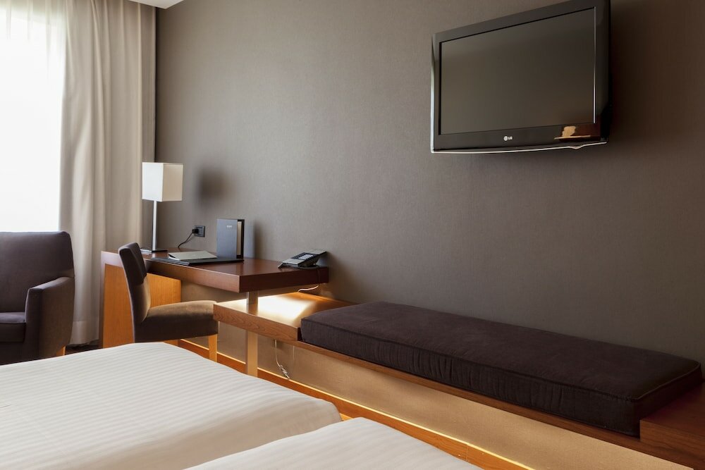 Фото Ac Hotel Aitana by Marriott