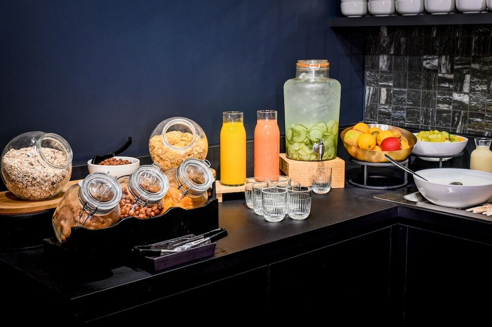 Фото Tribe Paris La Defense Esplanade