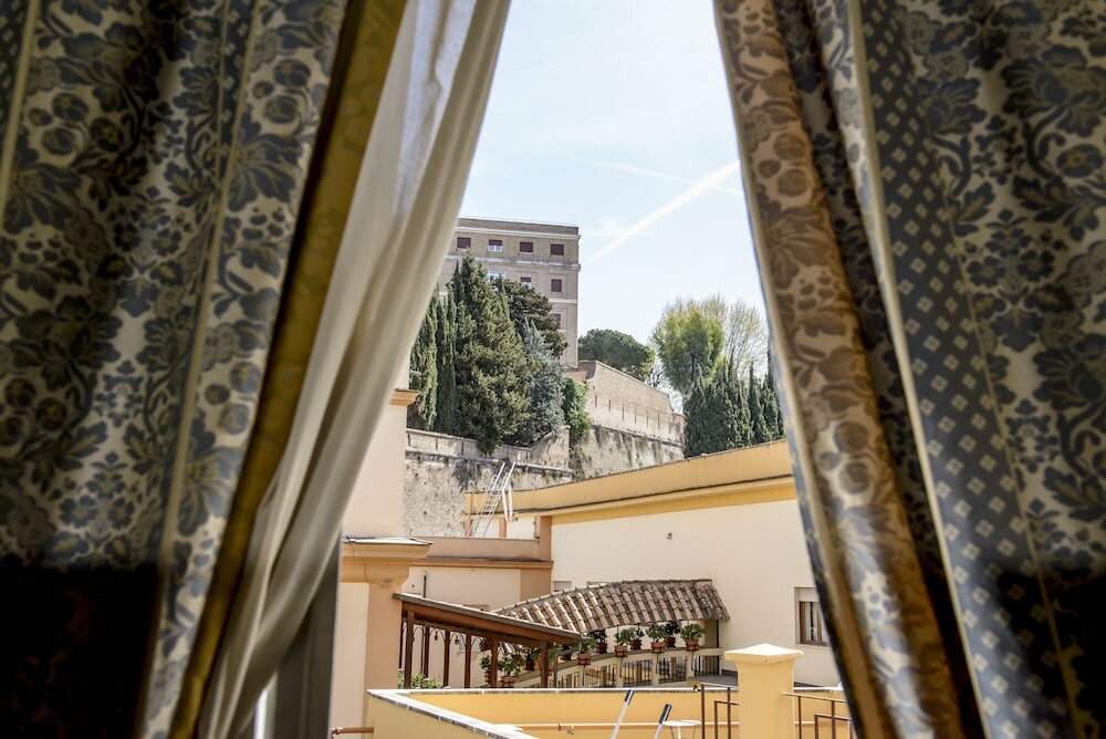 Фото Hotel Emmaus