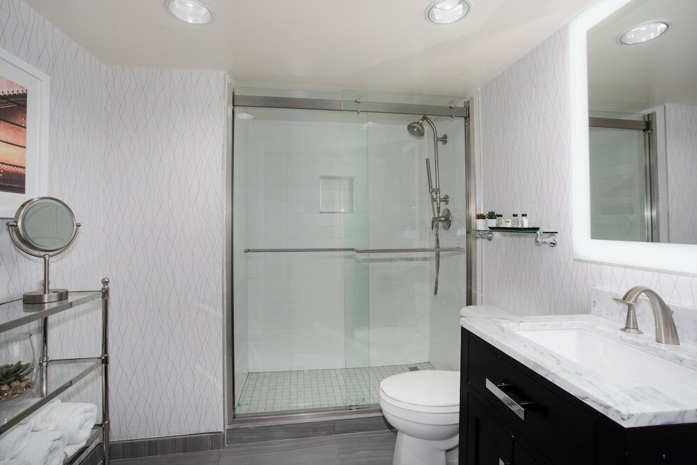 Фото Crowne Plaza Kansas City Downtown, an Ihg Hotel