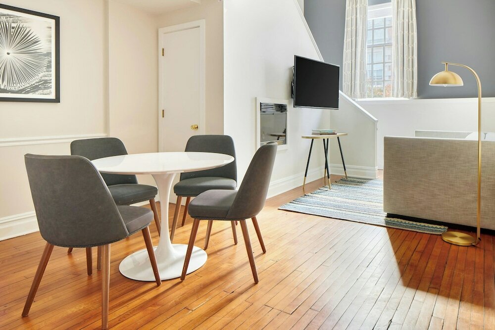 Фото The Arco powered by Sonder