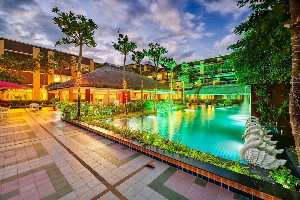 Фото Mayfair Waves