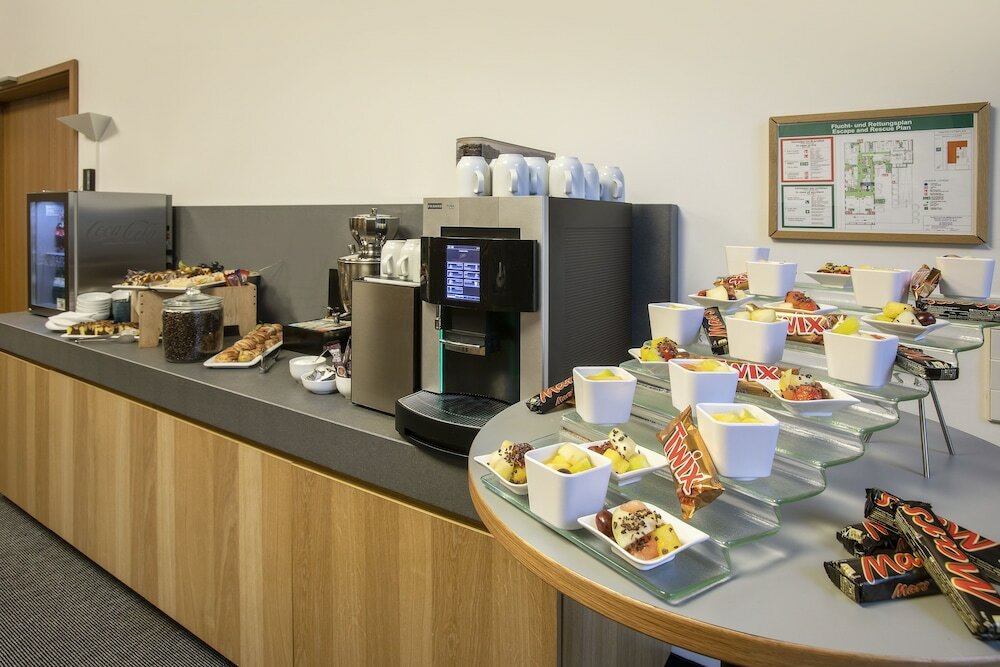 Фото Holiday Inn Frankfurt - Alte Oper Hotel