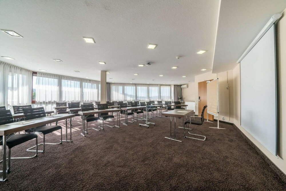 Фото DoblerGreen Hotel