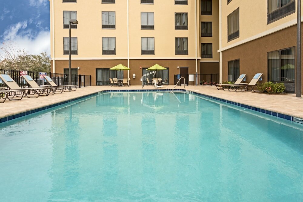 Фото Holiday Inn Express & Suites Orlando East - Ucf Area, an Ihg Hotel