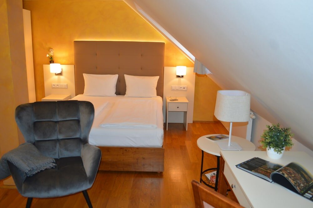 Фото The Golden Wheel