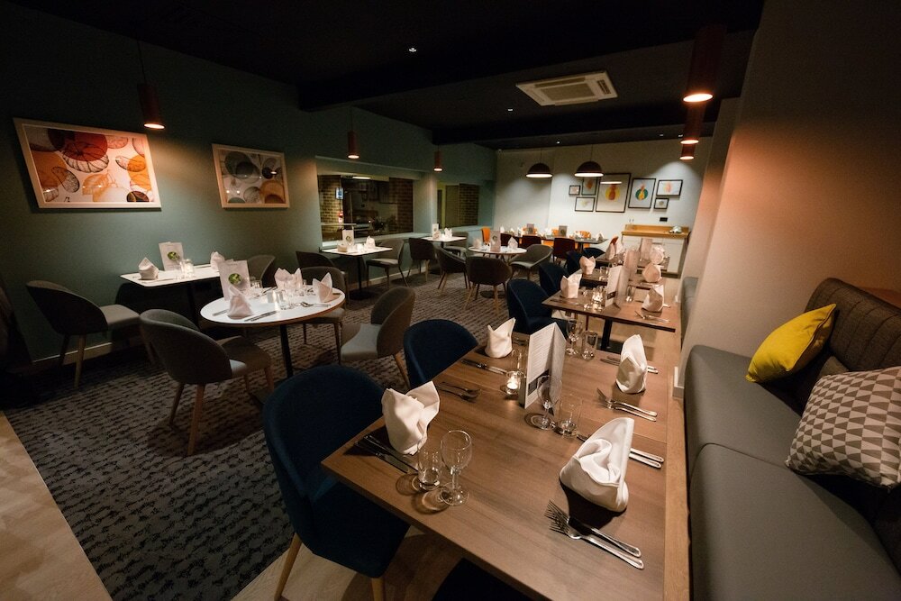 Фото Holiday Inn Newport, an Ihg Hotel