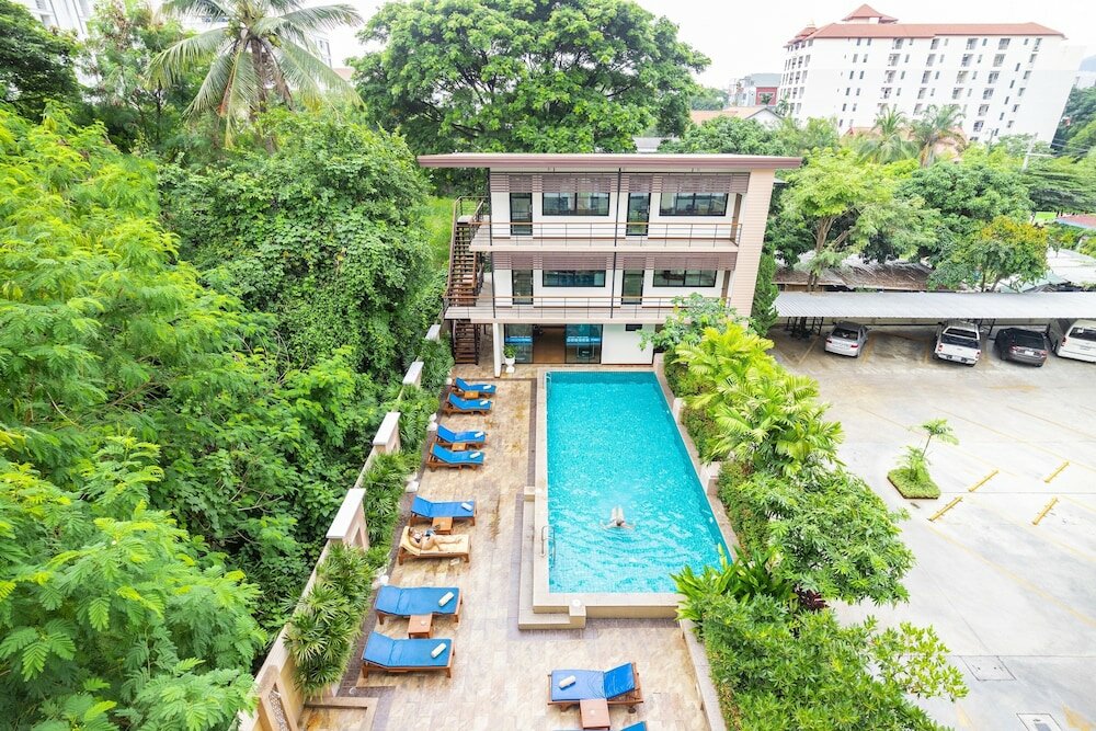 Фото Sakulchai Place Hotel