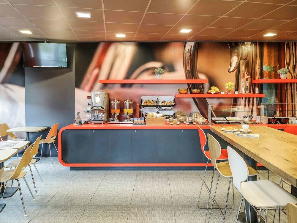 Фото Ibis Bern Expo