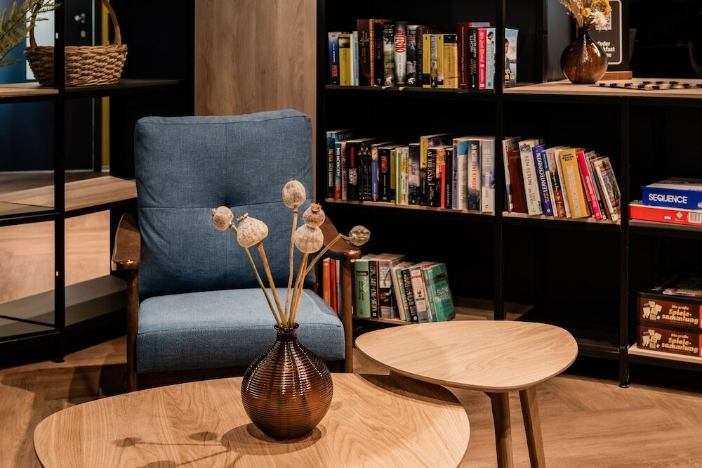 Фото Capsule Hotel - Alpine Garden Zurich Airport