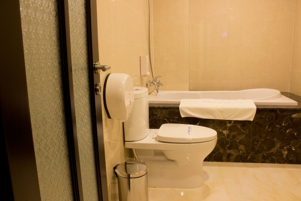 Фото International Hotel