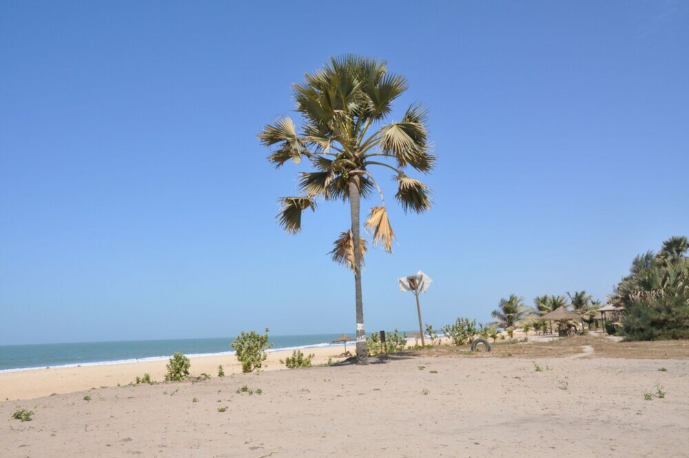 Фото Leo's Beach Hotel & Restaurant - Adults Only