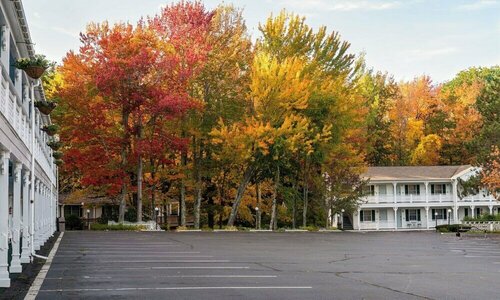 Внешний вид отеля Cedar Crest Inn в Кэмдене, фото 2