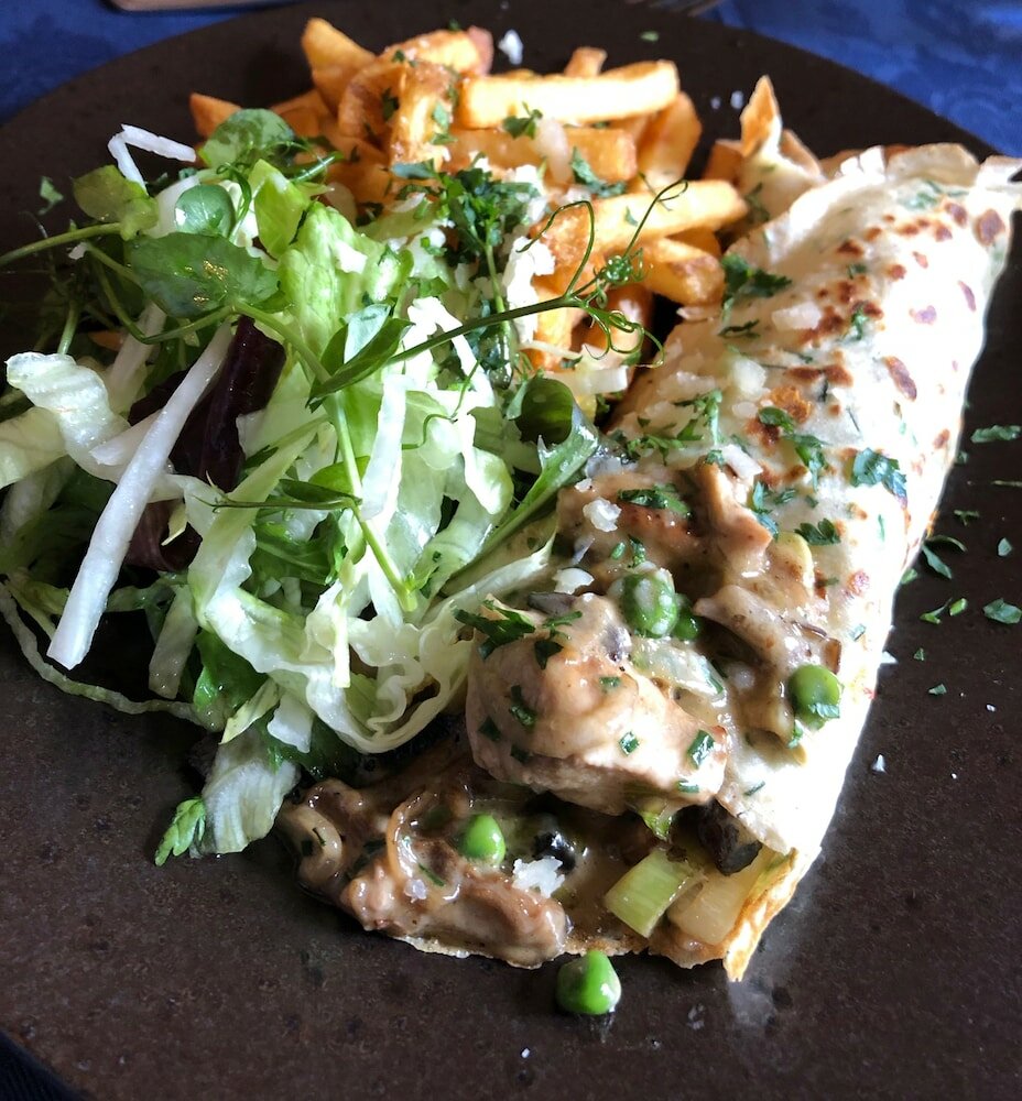 Фото Ramnee Hotel