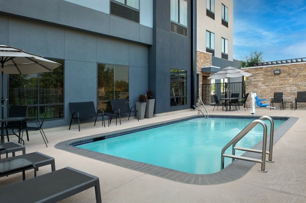 Фото Fairfield Inn & Suites by Marriott Houston Pasadena