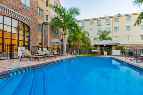 Гостиница Staybridge Suites McAllen в Рейносе