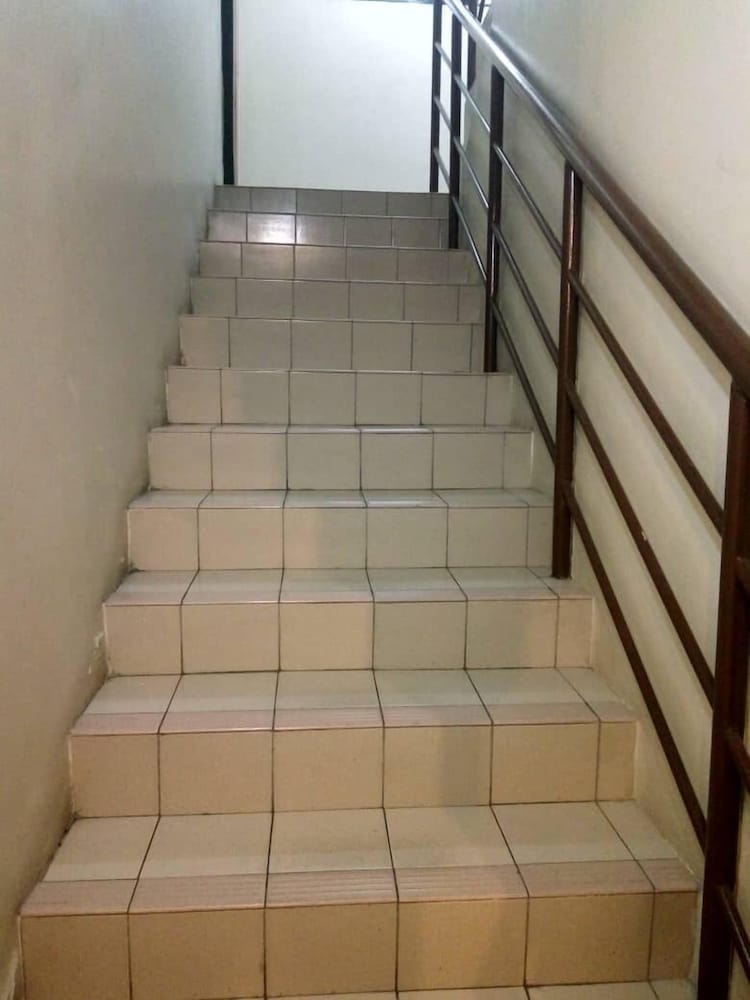 Фото Pudu Inn Hotel