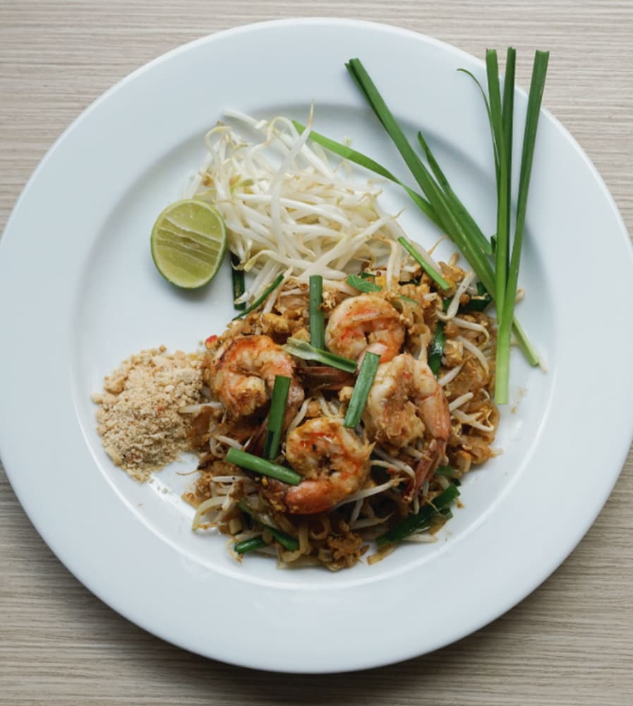 Фото Three Sukhumvit Hotel