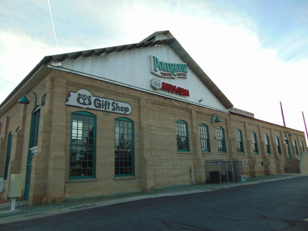 Фото Best Western Plus King's Inn & Suites