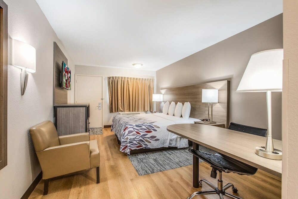 Фото Red Roof Inn Lansing West - Msu