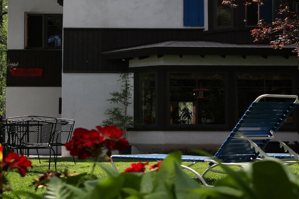 Фото St. Moritz Lodge & Condominiums
