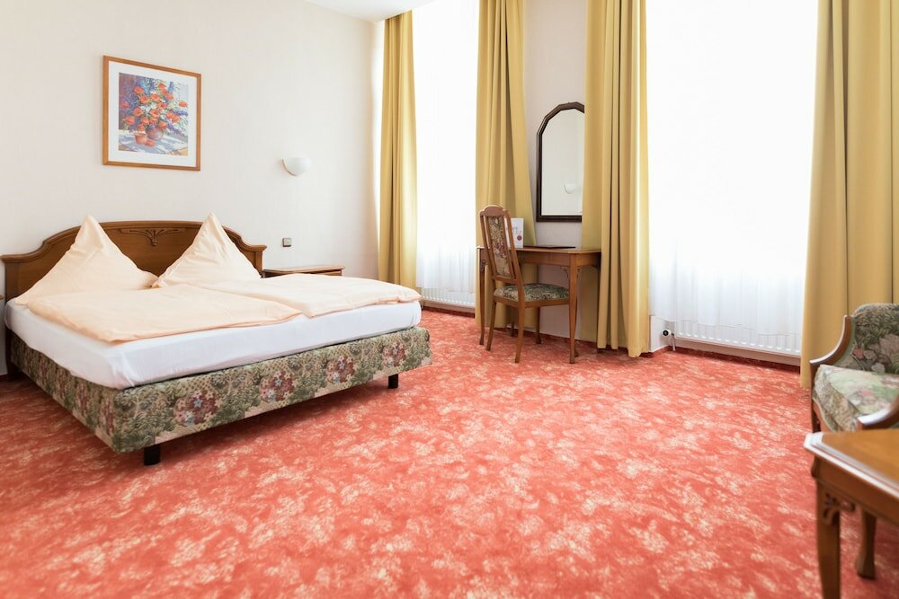 Фото Hotel Alexandra