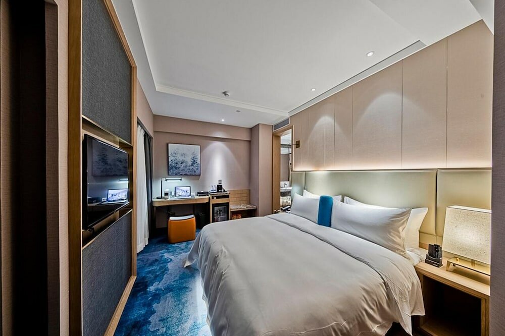 Фото Royce Hotel Shenzhen