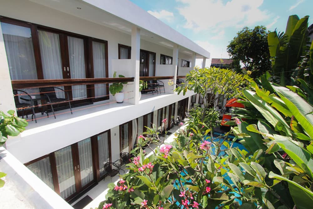 Фото The Pavilion Kuta