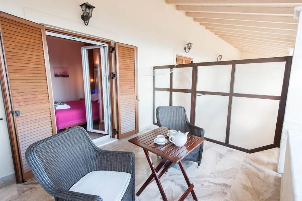 Фото Niki Apartments