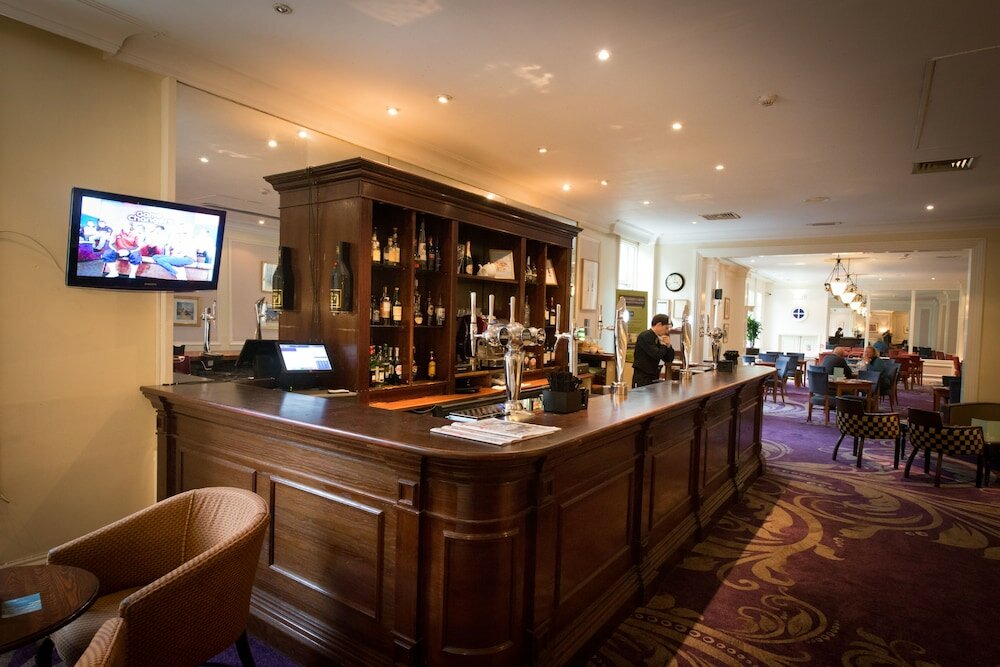 Фото The Angel Hotel