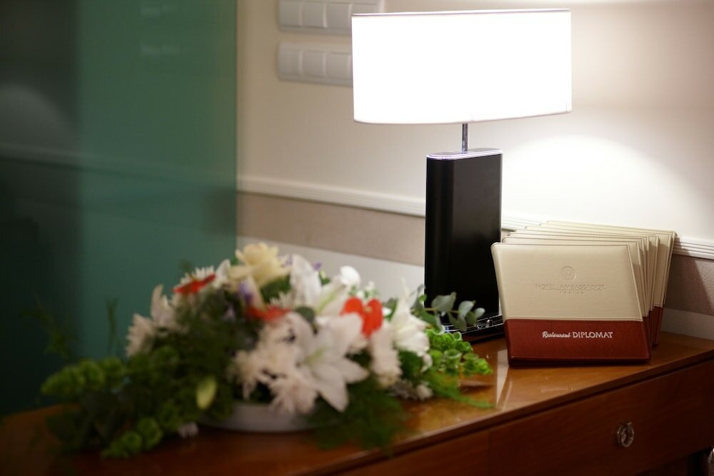 Фото Hotel Ambassador