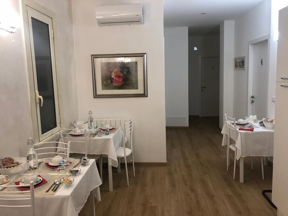 Фото Dea Tiburtina