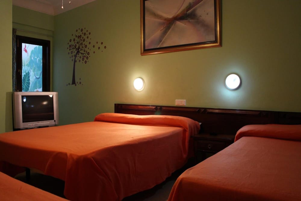 Фото Pensión Sea of Clouds