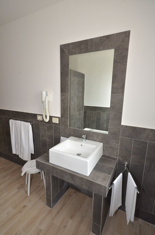 Фото Garden Hotel